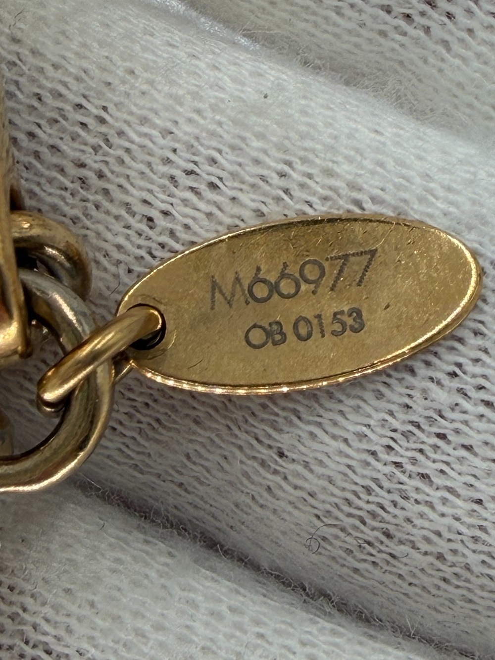 Louis Vuitton Hollow Flower Gold-Tone & Peach Resin LV Flower Bag Charm w/COA - Picture 8 of 12